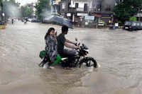 Trending photos of <i class="tbold">gujarat monsoon</i> on TOI today