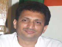 Check out our latest images of <i class="tbold">anantkumar hegde</i>