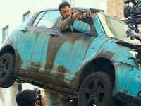 Pic: Salman Khan looks fierce as he shoots for an <i class="tbold">intense action scene</i>