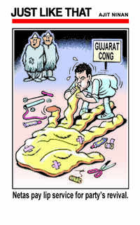 <i class="tbold">Gujarat Congress</i>
