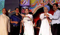 Check out our latest images of <i class="tbold">congress vice president rahul gandhi</i>