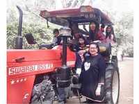 Taimur Ali Khan enjoys a tractor ride with parents Kareena Kapoor-Saif Ali Khan and family
