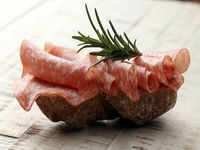 Are <i class="tbold">salami</i>s and sausages as healthy as they propose to be?