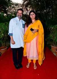 Check out our latest images of <i class="tbold">pankaja munde</i>