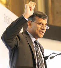 Click here to see the latest images of <i class="tbold">raghuram rajan</i>