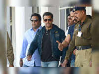 <i class="tbold">rajasthan high court</i> stays investigation against Salman Khan for his comments that hurt members of Valmiki community