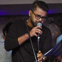 Check out our latest images of <i class="tbold">somodeep sengupta</i>