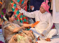 Check out our latest images of <i class="tbold">rabri devi</i>