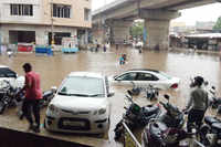 Trending photos of <i class="tbold">heavy rains lash south gujarat</i> on TOI today