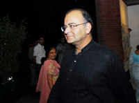 Click here to see the latest images of <i class="tbold">arun jaitely</i>