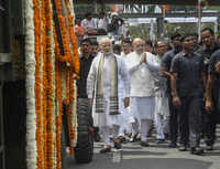 New pictures of <i class="tbold">atal bjp</i>