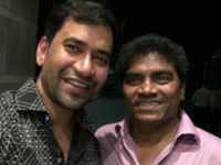 Nirahua gets a selfie with "comedy King" Johnny Lever