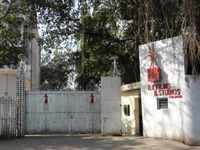 Kapoor family in talks to close RK Studios sale with <i class="tbold">indian conglomerate</i>?