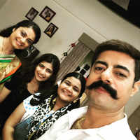 New pictures of <i class="tbold">savdhaan india</i>