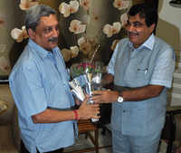 Click here to see the latest images of <i class="tbold">chief minister manohar parrikar</i>