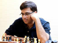 Viswanathan Anand survives a scare against Anish Giri