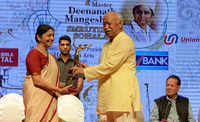 Click here to see the latest images of <i class="tbold">mohan bhagwat</i>