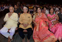 New pictures of <i class="tbold">mohan bhagwat</i>