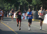<i class="tbold">delhi half marathon</i> 2010