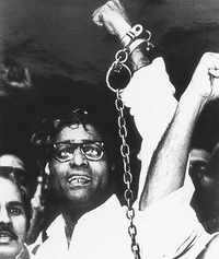 Check out our latest images of <i class="tbold">george fernandes</i>