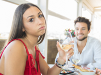 ​I regret going on a <i class="tbold">blind date</i>