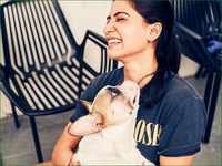 Samantha Akkineni bonds with her pet dog and it’s too cute to be missed