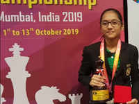 Divya Deshmukh jumps to sole lead in World cadet chess meet