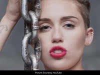 Stirs up a storm with '<i class="tbold">wrecking ball</i>' music video