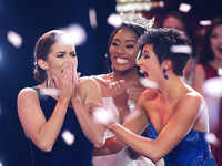 New pictures of <i class="tbold">miss america</i>