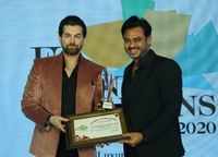 Neil Nitin Mukesh felicitated Kishan Jain - Goldmedal Electricals Pvt. Ltd. as “Latest Technology Wiring & Electrical Devices”