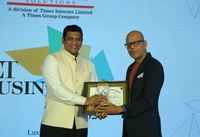 Narendra Kumar was felicitated by <i class="tbold">aslam shaikh</i> as the "Designer Icon of the Year"