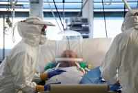 Check out our latest images of <i class="tbold">intensive medical care unit</i>