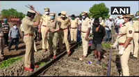 16 <i class="tbold">migrant labourer</i>s mowed down by freight train in Aurangabad