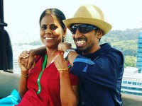 TT player <i class="tbold">sathiyan</i> Gnansekaran with his mother Malarkodi Gnanasekaran