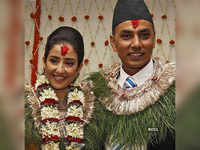Manisha Koirala and Samrat <i class="tbold">dahal</i>