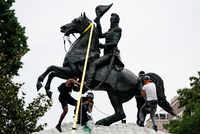 Click here to see the latest images of <i class="tbold">andrew jackson</i>