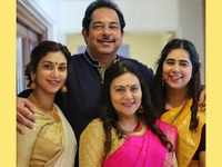 Dipika Chikhlia and her daughters, Nidhi and Juhi Topiwala