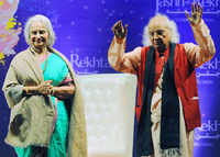 New pictures of <i class="tbold">pandit jasraj</i>