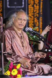 Check out our latest images of <i class="tbold">pandit jasraj</i>