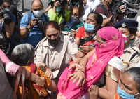 New pictures of <i class="tbold">gang rape victim's death</i>