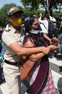 Check out our latest images of <i class="tbold">manali gang rape victim</i>