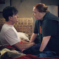 Check out our latest images of <i class="tbold">two and a half men season 3</i>