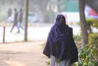 Cold wave grips North India; Delhi shivers at 4°C