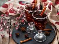 ​The spread of <i class="tbold">mulled wine</i>