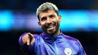 Check out our latest images of <i class="tbold">manchester city football club</i>
