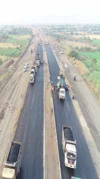 IJM India has set a record by laying 25.54km lane of Solapur-<i class="tbold">bijapur</i> section of 4 lane NH13 in 17 hrs 45 mins.