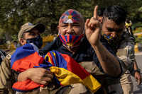 Click here to see the latest images of <i class="tbold">tibetans protest</i>