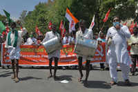 See the latest photos of <i class="tbold">karnataka leaders</i>