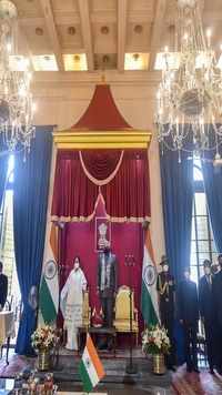 Mamata Banerjee takes oath as the <i class="tbold">west bengal cm</i> at governor's house in Kolkata.