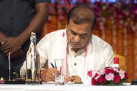 New pictures of <i class="tbold">state education minister himanta biswa sarma</i>